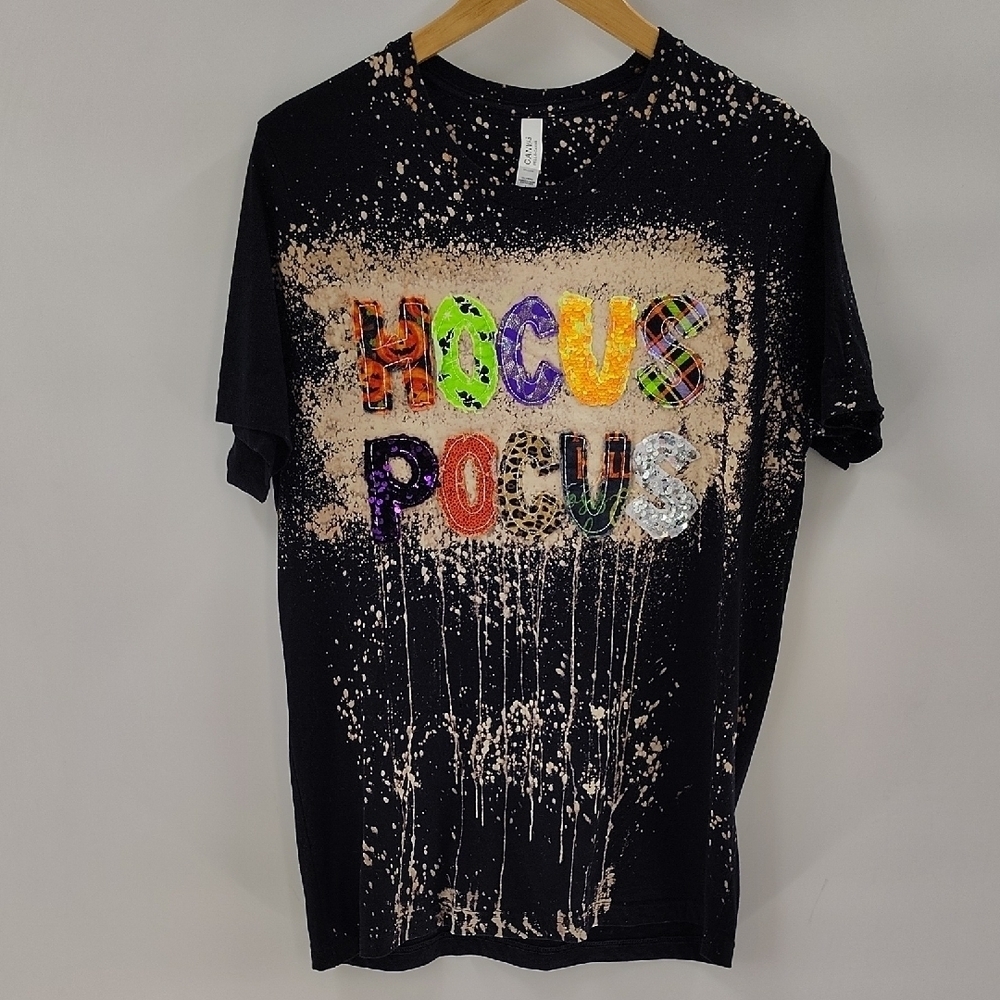 Bella Canvas HOCUS POCUS Halloween Bleached Tee Size Large Short Sleeve Black